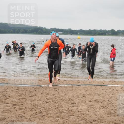 23.06.2024 - Viking Triathlon KatJ http://msf.ph/oto/6357972 23.06.2024 10:38:14 Schwimmen 86, 273, 289, 322, 340, 412, 474, 488, 502 meine-sportfotos.de