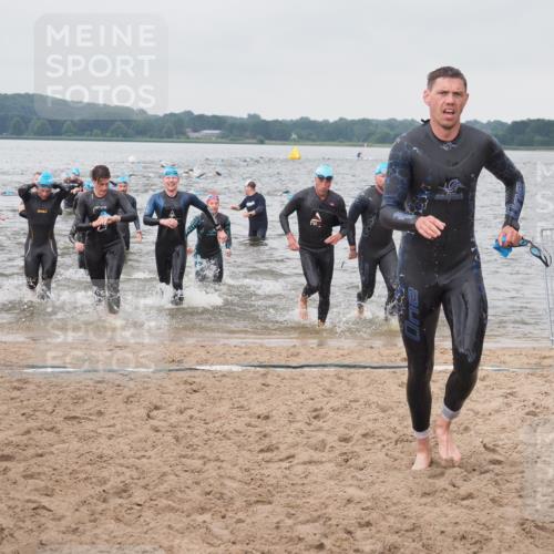 23.06.2024 - Viking Triathlon KatJ http://msf.ph/oto/6358080 23.06.2024 10:38:24 Schwimmen 98, 175, 182, 185, 237, 255, 266, 310, 322, 368, 412, 474, 614, 642 meine-sportfotos.de