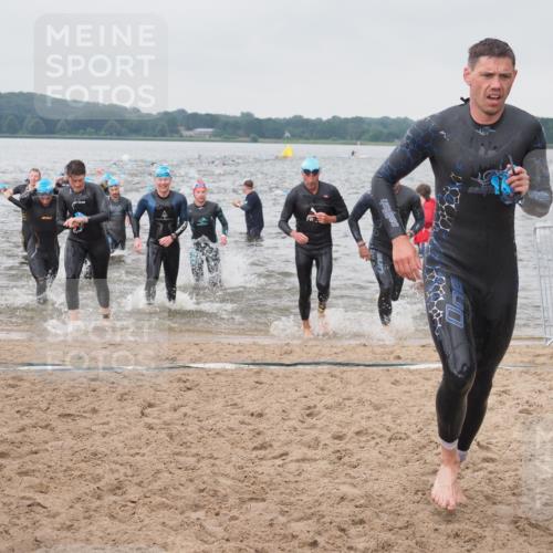 23.06.2024 - Viking Triathlon KatJ http://msf.ph/oto/6358087 23.06.2024 10:38:24 Schwimmen 98, 175, 182, 185, 237, 255, 266, 310, 322, 368, 412, 474, 614, 642 meine-sportfotos.de