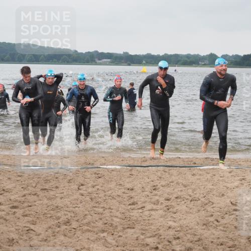 23.06.2024 - Viking Triathlon KatJ http://msf.ph/oto/6358094 23.06.2024 10:38:25 Schwimmen 98, 175, 182, 185, 237, 255, 266, 310, 322, 368, 412, 474, 614, 642 meine-sportfotos.de