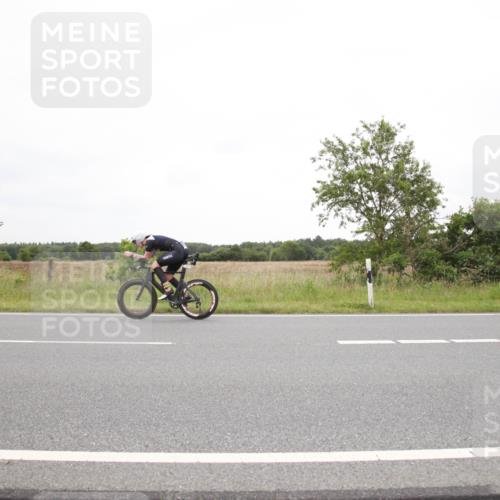 23.06.2024 - Viking Triathlon Michael Strokosch http://msf.ph/oto/6360779 23.06.2024 10:54:11 Radfahren 99, 117, 144, 260, 302, 604, 663 meine-sportfotos.de