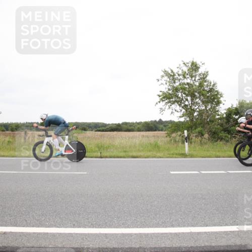23.06.2024 - Viking Triathlon Michael Strokosch http://msf.ph/oto/6360782 23.06.2024 10:54:36 Radfahren 97, 231, 458, 477 meine-sportfotos.de