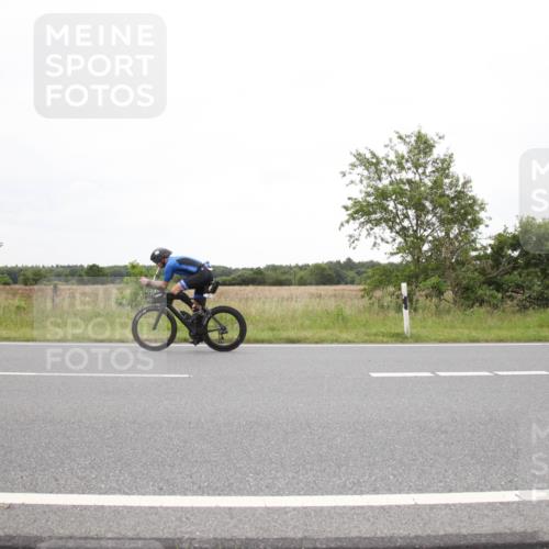 23.06.2024 - Viking Triathlon Michael Strokosch http://msf.ph/oto/6360798 23.06.2024 10:56:07 Radfahren 13, 245, 292, 386, 486 meine-sportfotos.de