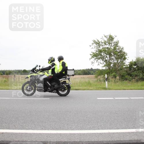 23.06.2024 - Viking Triathlon Michael Strokosch http://msf.ph/oto/6360800 23.06.2024 10:56:16 Radfahren 164, 245, 316, 486 meine-sportfotos.de