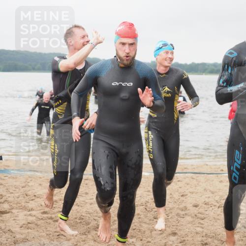 23.06.2024 - Viking Triathlon KatJ http://msf.ph/oto/6360987 23.06.2024 10:38:35 Schwimmen 98, 134, 237, 255, 303, 382, 402, 614 meine-sportfotos.de