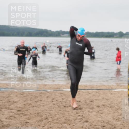 23.06.2024 - Viking Triathlon KatJ http://msf.ph/oto/6360991 23.06.2024 10:38:37 Schwimmen 98, 134, 237, 255, 303, 382, 402, 614 meine-sportfotos.de