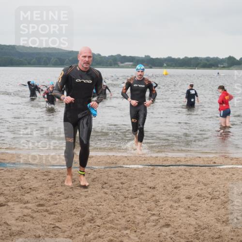 23.06.2024 - Viking Triathlon KatJ http://msf.ph/oto/6361003 23.06.2024 10:38:40 Schwimmen 134, 303, 382, 402 meine-sportfotos.de