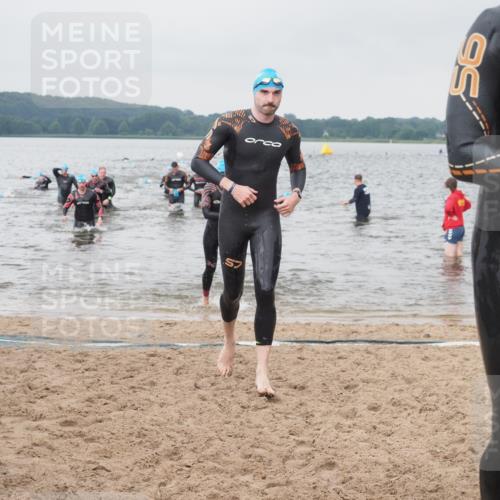 23.06.2024 - Viking Triathlon KatJ http://msf.ph/oto/6361014 23.06.2024 10:38:42 Schwimmen 303, 332, 382, 402 meine-sportfotos.de