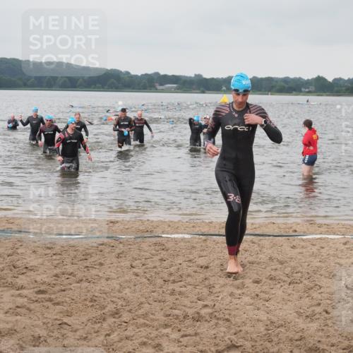 23.06.2024 - Viking Triathlon KatJ http://msf.ph/oto/6361027 23.06.2024 10:38:46 Schwimmen 303, 332, 402, 409 meine-sportfotos.de