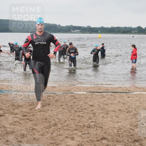 23.06.2024 - Viking Triathlon KatJ http://msf.ph/oto/6361032 23.06.2024 10:38:52 Schwimmen 200, 318, 332, 404, 409, 425, 650 meine-sportfotos.de