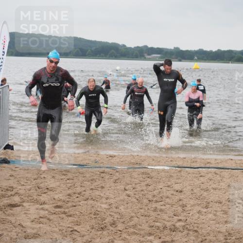 23.06.2024 - Viking Triathlon KatJ http://msf.ph/oto/6361045 23.06.2024 10:38:56 Schwimmen 200, 318, 332, 335, 404, 409, 425, 650 meine-sportfotos.de