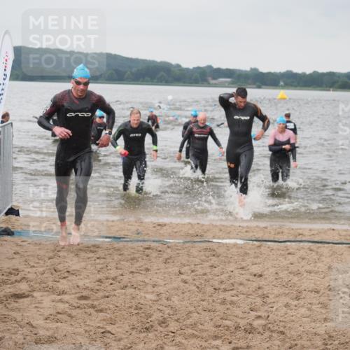23.06.2024 - Viking Triathlon KatJ http://msf.ph/oto/6361046 23.06.2024 10:38:56 Schwimmen 200, 318, 332, 335, 404, 409, 425, 650 meine-sportfotos.de