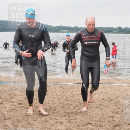 23.06.2024 - Viking Triathlon KatJ http://msf.ph/oto/6361084 23.06.2024 10:39:04 Schwimmen 200, 212, 318, 335, 425, 544 meine-sportfotos.de
