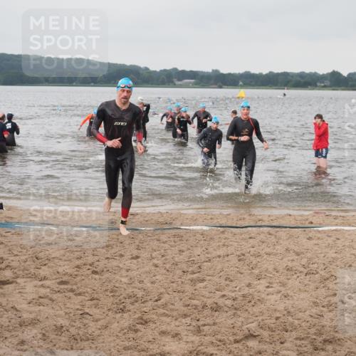 23.06.2024 - Viking Triathlon KatJ http://msf.ph/oto/6361117 23.06.2024 10:39:15 Schwimmen 26, 140, 383, 389, 415, 544 meine-sportfotos.de