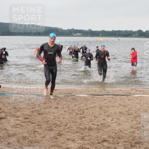 23.06.2024 - Viking Triathlon KatJ http://msf.ph/oto/6361118 23.06.2024 10:39:15 Schwimmen 26, 140, 383, 389, 415, 544 meine-sportfotos.de