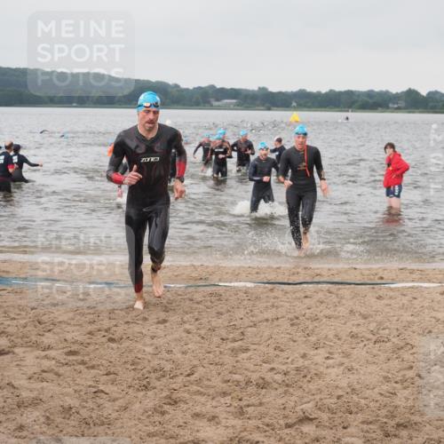 23.06.2024 - Viking Triathlon KatJ http://msf.ph/oto/6361121 23.06.2024 10:39:16 Schwimmen 26, 140, 383, 389, 415, 544 meine-sportfotos.de