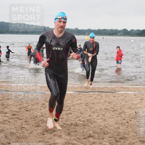 23.06.2024 - Viking Triathlon KatJ http://msf.ph/oto/6361126 23.06.2024 10:39:17 Schwimmen 26, 140, 383, 389, 415 meine-sportfotos.de