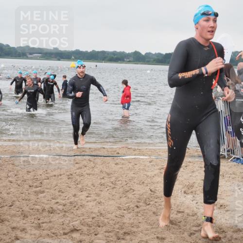 23.06.2024 - Viking Triathlon KatJ http://msf.ph/oto/6361135 23.06.2024 10:39:19 Schwimmen 26, 140, 383, 389, 415, 435 meine-sportfotos.de