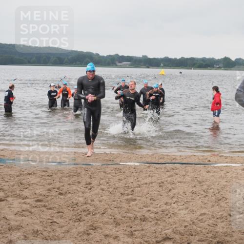 23.06.2024 - Viking Triathlon KatJ http://msf.ph/oto/6361142 23.06.2024 10:39:22 Schwimmen 26, 140, 194, 389, 415, 435 meine-sportfotos.de