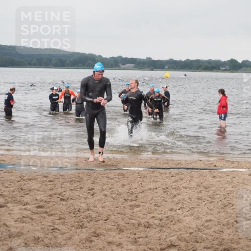 23.06.2024 - Viking Triathlon KatJ http://msf.ph/oto/6361144 23.06.2024 10:39:22 Schwimmen 26, 140, 194, 389, 415, 435 meine-sportfotos.de