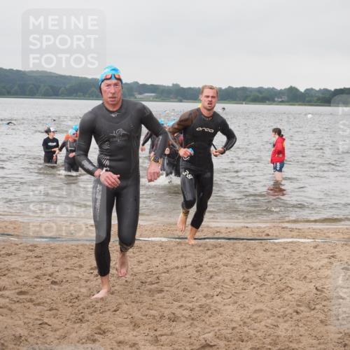 23.06.2024 - Viking Triathlon KatJ http://msf.ph/oto/6361155 23.06.2024 10:39:24 Schwimmen 26, 131, 194, 389, 405, 415, 427, 435 meine-sportfotos.de