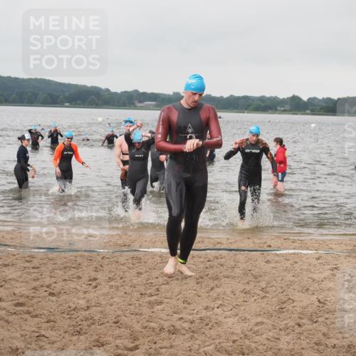 23.06.2024 - Viking Triathlon KatJ http://msf.ph/oto/6361163 23.06.2024 10:39:30 Schwimmen 40, 68, 131, 194, 405, 427, 435 meine-sportfotos.de