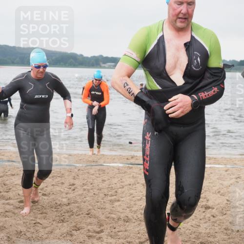 23.06.2024 - Viking Triathlon KatJ http://msf.ph/oto/6361191 23.06.2024 10:39:37 Schwimmen 40, 68, 131, 194, 405, 427 meine-sportfotos.de