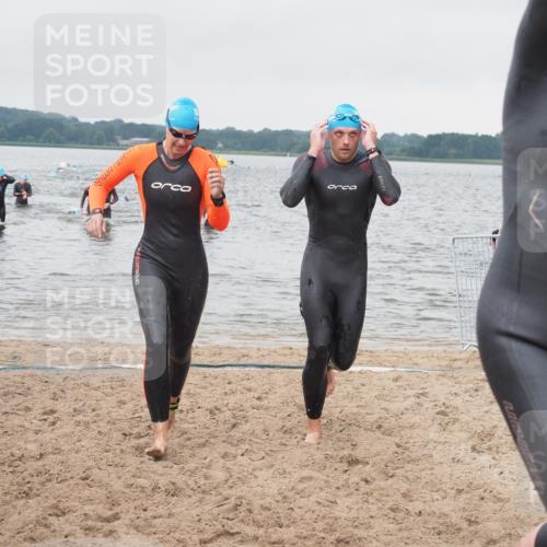 23.06.2024 - Viking Triathlon KatJ http://msf.ph/oto/6361199 23.06.2024 10:39:39 Schwimmen 40, 68, 131 meine-sportfotos.de