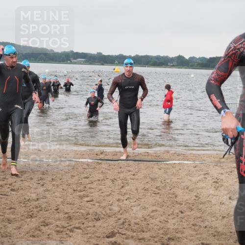 23.06.2024 - Viking Triathlon KatJ http://msf.ph/oto/6361229 23.06.2024 10:39:56 Schwimmen 33, 36, 193, 319, 535 meine-sportfotos.de