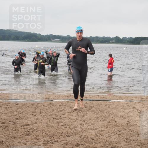 23.06.2024 - Viking Triathlon KatJ http://msf.ph/oto/6361267 23.06.2024 10:40:07 Schwimmen 24, 204, 214, 230, 296 meine-sportfotos.de