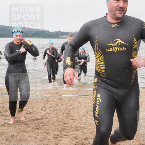 23.06.2024 - Viking Triathlon KatJ http://msf.ph/oto/6361295 23.06.2024 10:40:15 Schwimmen 24, 136, 204, 214, 230, 355, 648 meine-sportfotos.de