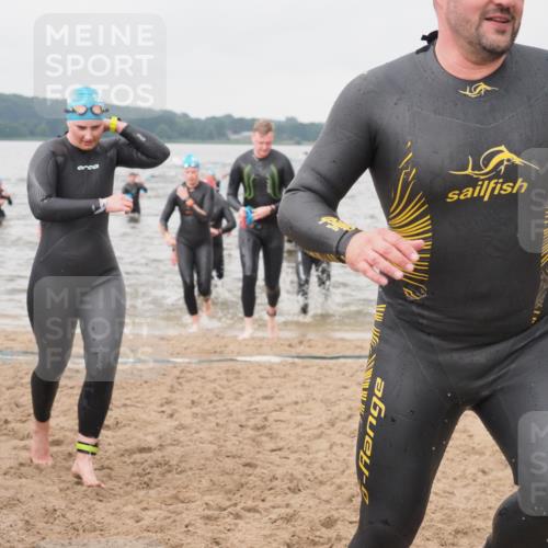 23.06.2024 - Viking Triathlon KatJ http://msf.ph/oto/6361296 23.06.2024 10:40:15 Schwimmen 24, 136, 204, 214, 230, 355, 648 meine-sportfotos.de