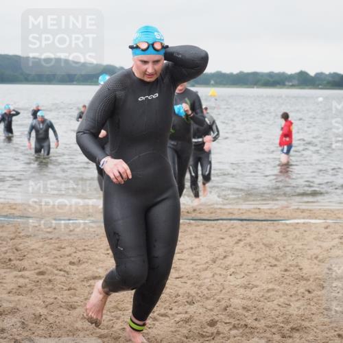 23.06.2024 - Viking Triathlon KatJ http://msf.ph/oto/6361300 23.06.2024 10:40:16 Schwimmen 24, 136, 146, 204, 214, 230, 355, 648 meine-sportfotos.de