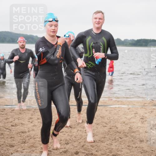23.06.2024 - Viking Triathlon KatJ http://msf.ph/oto/6361313 23.06.2024 10:40:19 Schwimmen 136, 146, 214, 230, 355, 445, 648 meine-sportfotos.de