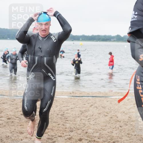 23.06.2024 - Viking Triathlon KatJ http://msf.ph/oto/6361319 23.06.2024 10:40:20 Schwimmen 136, 146, 214, 230, 355, 445, 484, 648 meine-sportfotos.de