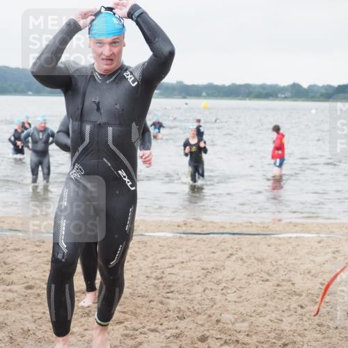 23.06.2024 - Viking Triathlon KatJ http://msf.ph/oto/6361320 23.06.2024 10:40:20 Schwimmen 136, 146, 214, 230, 355, 445, 484, 648 meine-sportfotos.de