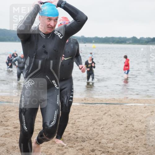 23.06.2024 - Viking Triathlon KatJ http://msf.ph/oto/6361322 23.06.2024 10:40:20 Schwimmen 136, 146, 214, 230, 355, 445, 484, 648 meine-sportfotos.de