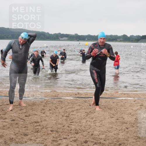 23.06.2024 - Viking Triathlon KatJ http://msf.ph/oto/6361340 23.06.2024 10:40:28 Schwimmen 102, 146, 355, 374, 445, 484, 531 meine-sportfotos.de