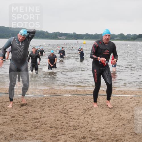 23.06.2024 - Viking Triathlon KatJ http://msf.ph/oto/6361342 23.06.2024 10:40:29 Schwimmen 102, 146, 355, 374, 445, 484, 531 meine-sportfotos.de