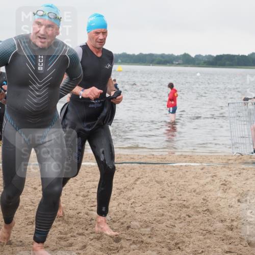 23.06.2024 - Viking Triathlon KatJ http://msf.ph/oto/6361350 23.06.2024 10:40:32 Schwimmen 102, 374, 445, 484, 531 meine-sportfotos.de