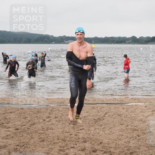 23.06.2024 - Viking Triathlon KatJ http://msf.ph/oto/6361378 23.06.2024 10:40:40 Schwimmen 102, 205, 440, 531, 543 meine-sportfotos.de