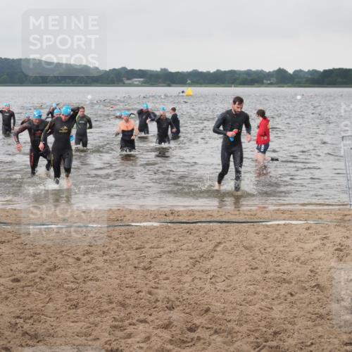 23.06.2024 - Viking Triathlon KatJ http://msf.ph/oto/6361387 23.06.2024 10:40:43 Schwimmen 205, 297, 314, 440, 461, 531, 543 meine-sportfotos.de