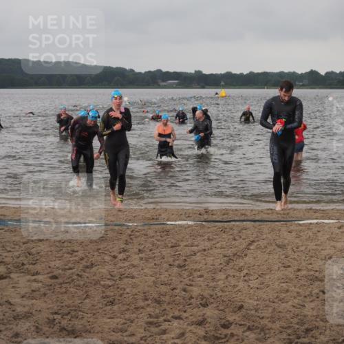 23.06.2024 - Viking Triathlon KatJ http://msf.ph/oto/6361392 23.06.2024 10:40:44 Schwimmen 28, 205, 297, 314, 440, 461, 543 meine-sportfotos.de
