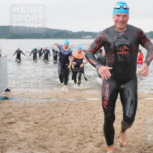23.06.2024 - Viking Triathlon KatJ http://msf.ph/oto/6361410 23.06.2024 10:40:50 Schwimmen 28, 205, 297, 314, 420, 440, 461, 525, 543 meine-sportfotos.de