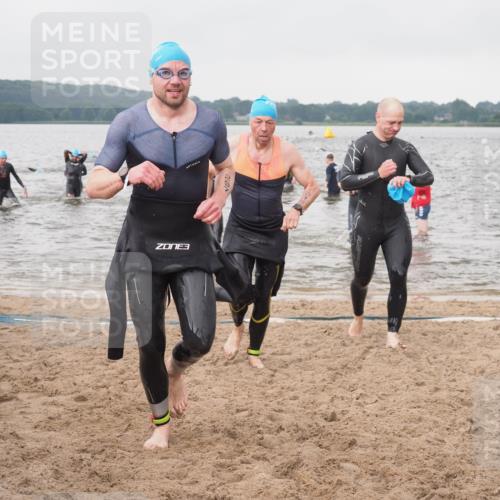 23.06.2024 - Viking Triathlon KatJ http://msf.ph/oto/6361423 23.06.2024 10:40:54 Schwimmen 28, 297, 314, 420, 461, 525 meine-sportfotos.de
