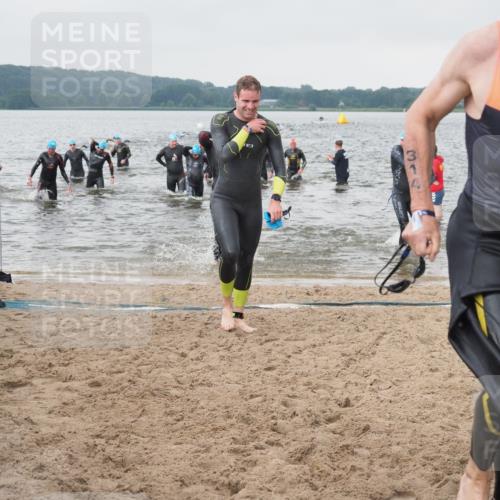 23.06.2024 - Viking Triathlon KatJ http://msf.ph/oto/6361425 23.06.2024 10:40:56 Schwimmen 28, 297, 314, 420, 461, 525 meine-sportfotos.de