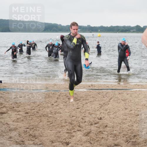 23.06.2024 - Viking Triathlon KatJ http://msf.ph/oto/6361428 23.06.2024 10:40:56 Schwimmen 28, 297, 314, 420, 461, 525 meine-sportfotos.de