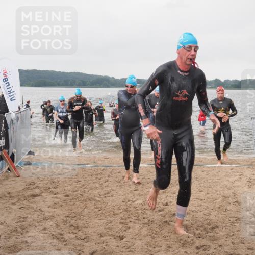 23.06.2024 - Viking Triathlon KatJ http://msf.ph/oto/6361459 23.06.2024 10:41:10 Schwimmen 90, 135, 167, 180, 288, 344, 367, 449, 450, 512, 634 meine-sportfotos.de