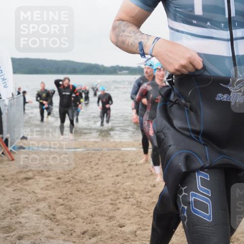 23.06.2024 - Viking Triathlon KatJ http://msf.ph/oto/6361489 23.06.2024 10:41:16 Schwimmen 38, 90, 135, 138, 167, 288, 344, 367, 450, 512 meine-sportfotos.de