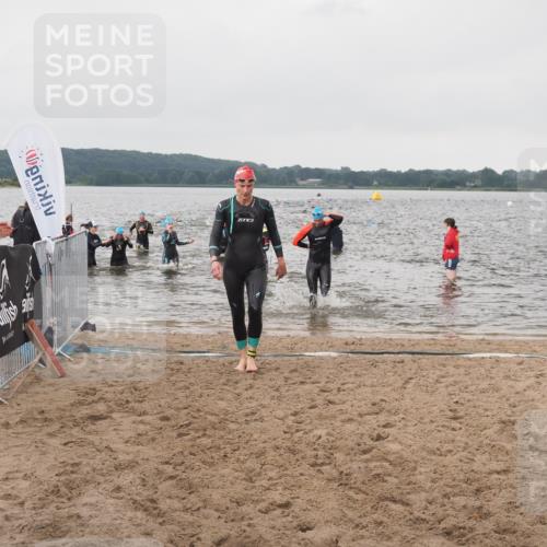 23.06.2024 - Viking Triathlon KatJ http://msf.ph/oto/6361550 23.06.2024 10:41:34 Schwimmen 82, 250, 419, 455, 553, 610 meine-sportfotos.de